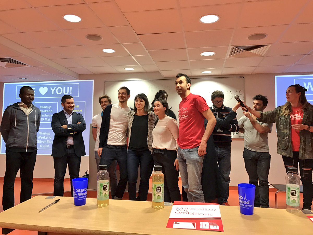 groupececca's tweet photo. Félicitations aux lauréats et à tous les participants du #SWDigital à l'@ESSCA_Ecole ! Bravo à l'orga @sweparis & @ESSCA_Junior #Startup https://t.co/C7IfUf1KRZ