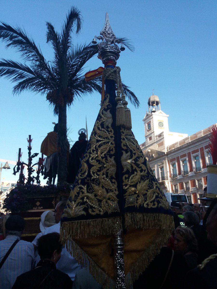sebas_alcazar89's tweet photo. Vaya paseo por Madrid de @BorriquitaMadri a los sones de @bandarescatado . Mil Gracias por el trato recibido #suenarescatado https://t.co/7lEyUXGdgw