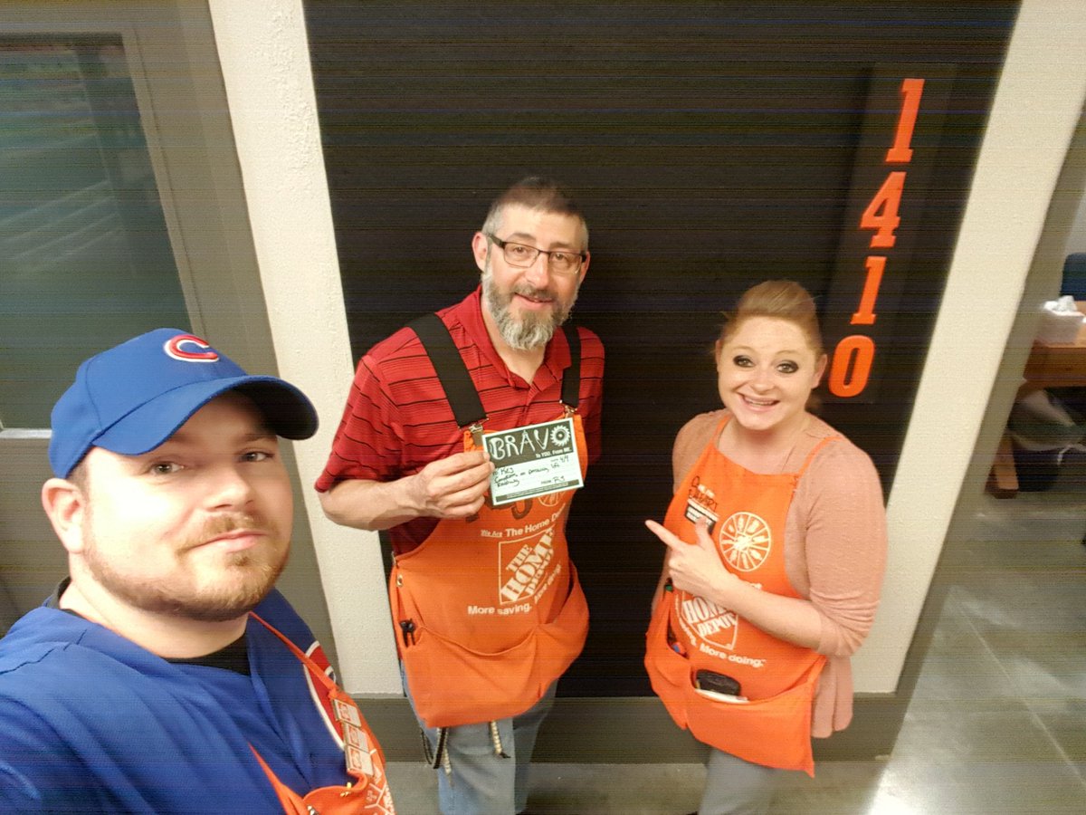 RJFinley2's tweet photo. Congrats Rej on passing your lift Equipment training to better assist our customers! https://t.co/eqRyfM1uXU