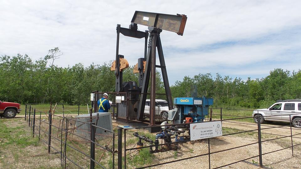 oilmar_com's tweet photo. 18 x #Lufkin Pumping Units For Sale!
Located near #Blackfalds, AB, Canada.
Starting at $4,500 #CAD (~$3500 #USD)
https://t.co/mAvrwHXUye https://t.co/tU52u1qqLj