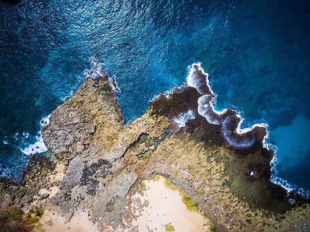 zero44zero's tweet photo. water and waves.
#honolulu #oahu #hawaii #northshore
#luckywelivehawaii #hilife #lethawaiihappen 
#fromwhereidrone… https://t.co/TC7oLIv6Oe https://t.co/f7ujfhLev2