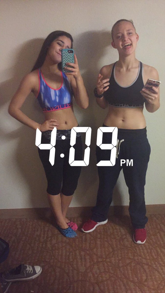 kaleighwarton's tweet photo. HAPPY BIRTHDAY!!! soo thankful to have a friend like u! don't forget i was the first to talk to u that first day! love u soo much!😊❤ https://t.co/wJy0X9114D
