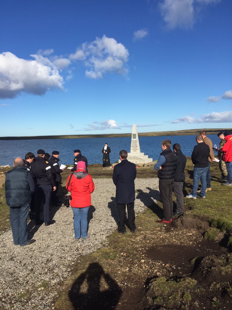 qmasterrob's tweet photo. Remembering those lost in the #falklands82 conflict from #RFA Sir Galahad and Tristram #lestweforget @simonwestern https://t.co/jSkem4Sy4K