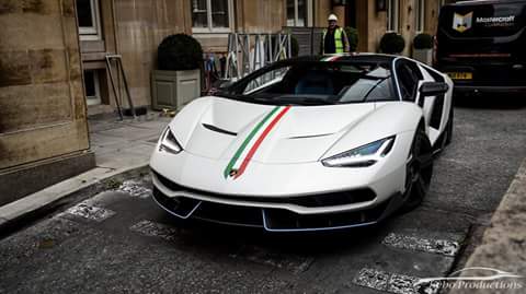 EdmarRaikkonen's tweet photo. The astonishing Lamborghini Centenario! https://t.co/9snMdLSZVO