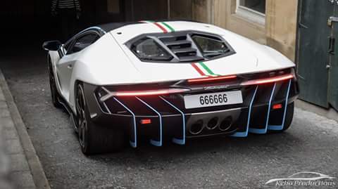 EdmarRaikkonen's tweet photo. The astonishing Lamborghini Centenario! https://t.co/9snMdLSZVO
