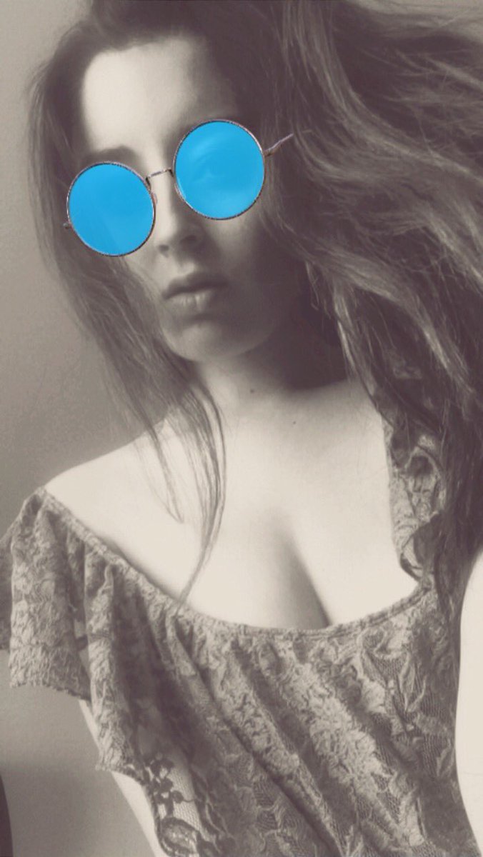 GoddessJadah's tweet photo. I use snapchat filters. I'm clearly not a Domme. Didn't you know? #subaf #SubmissiveGoddess https://t.co/OONClgAa4C