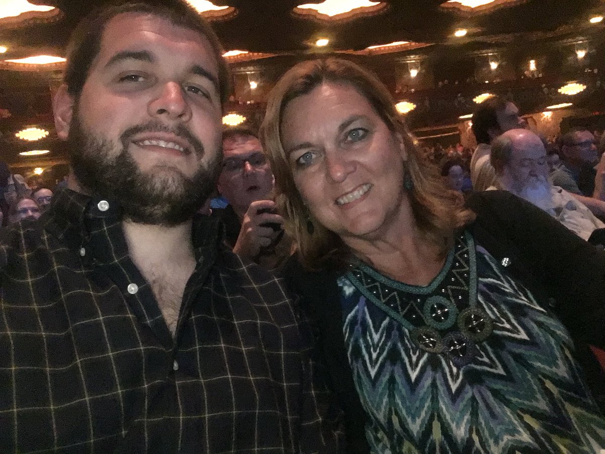 jahoward90's tweet photo. @altonbrown My son, Nick, is a huge fan! Can you tell him a kitchen has to be kept clean? -Donna Howard #AltonBrownLive https://t.co/dWUwbIw4Gf