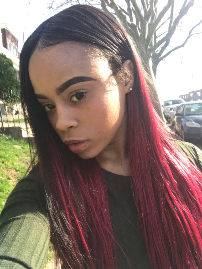 thethurlestone's tweet photo. "Yo , lil bighead" 🙄🖕🏽 https://t.co/jVkhI5EDr2