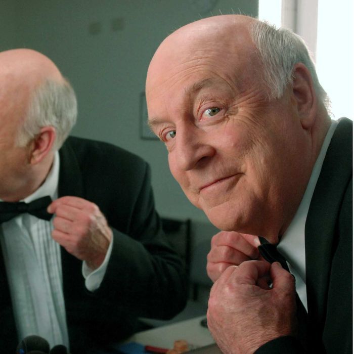 RadioNational's tweet image. Satirist John Clarke, of Clarke and Dawe fame, dies aged 68 ab.co/2ogB4aX