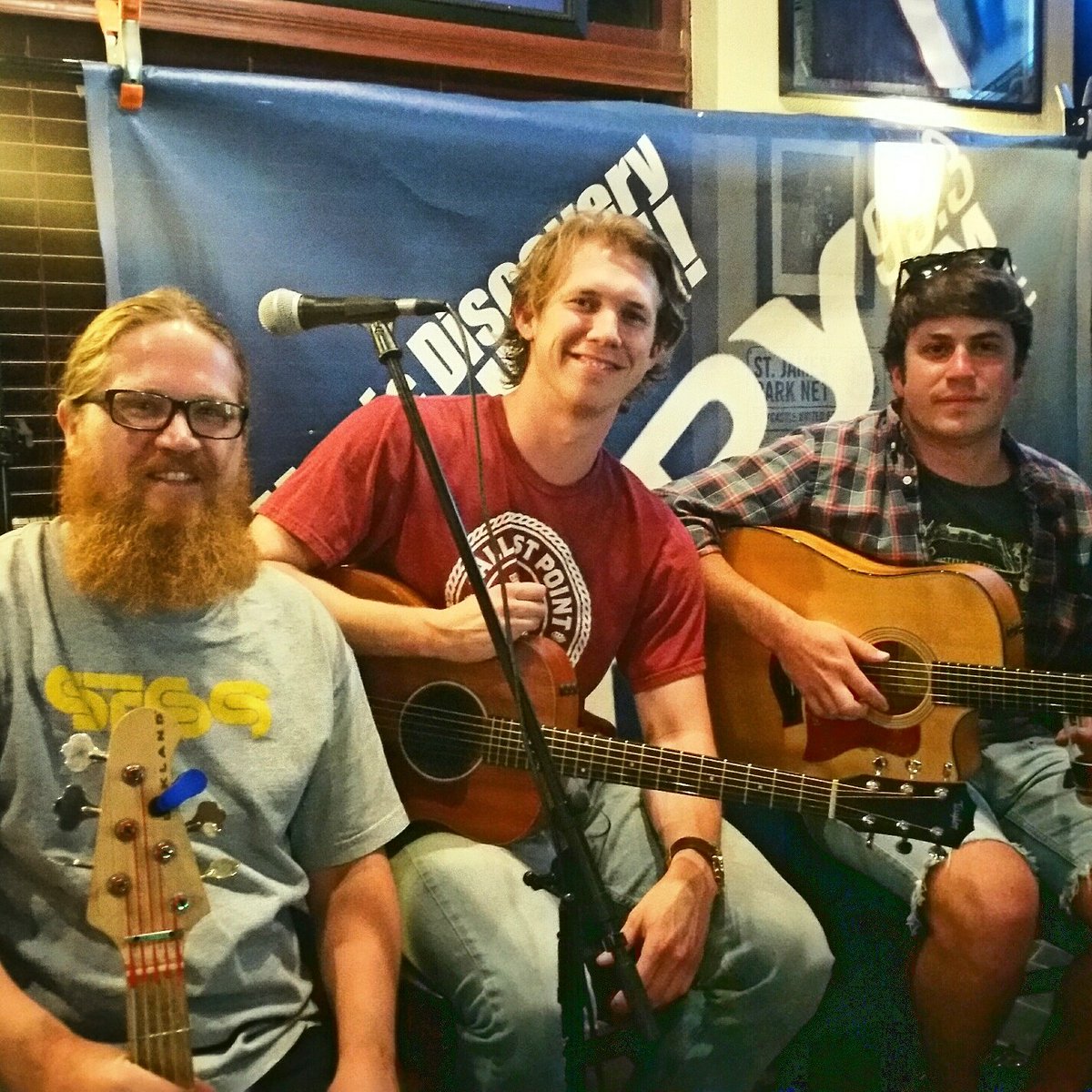 wxry's tweet photo. Check out what @wxryunsigned has going on at @BritBulldogPub: #DeadSwells! Come see us! Or @lundymusic & @randyborawski. I GUESS #localmusic https://t.co/zxAaqUa7Mo