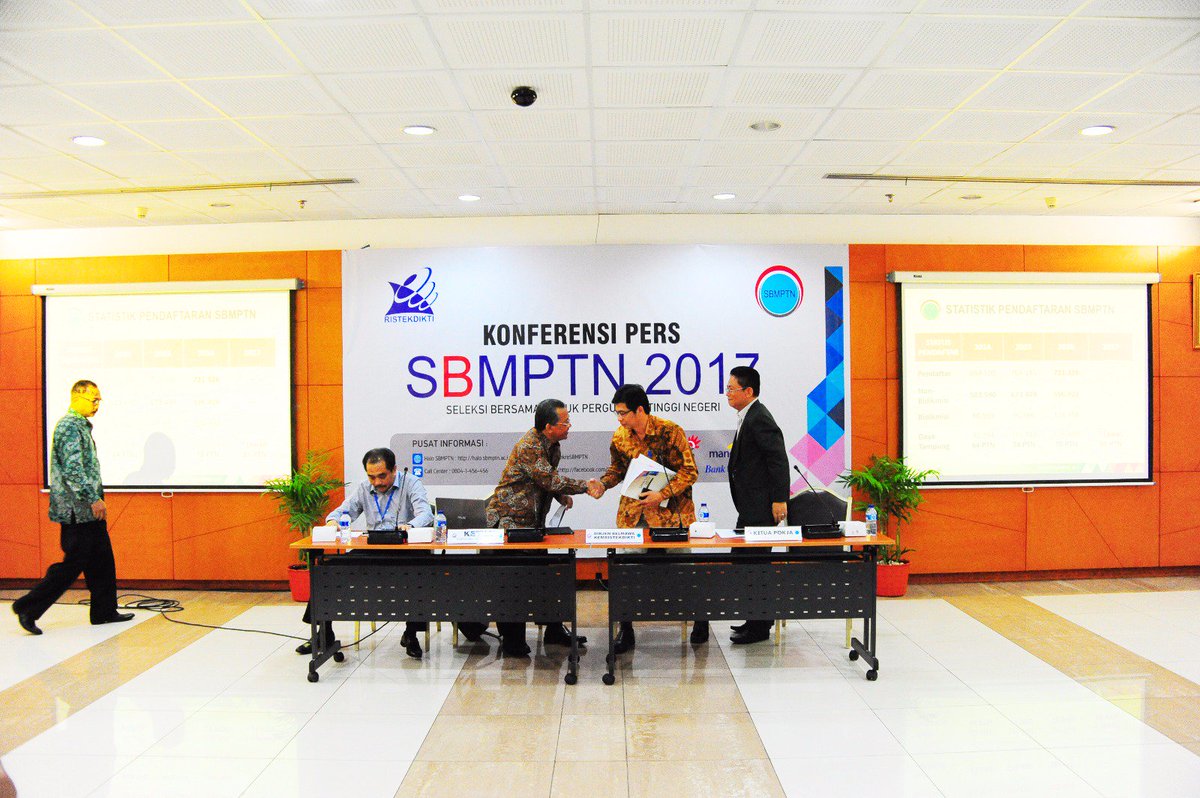brin_indonesia's tweet photo. (12) Peserta ujian yg memilih Dua Prodi atau lebih, salah satu prodi trsbt hrs di PTN yg berada dlm satu wilayah peserta saat mngikuti ujian https://t.co/BpmTwtpEnm