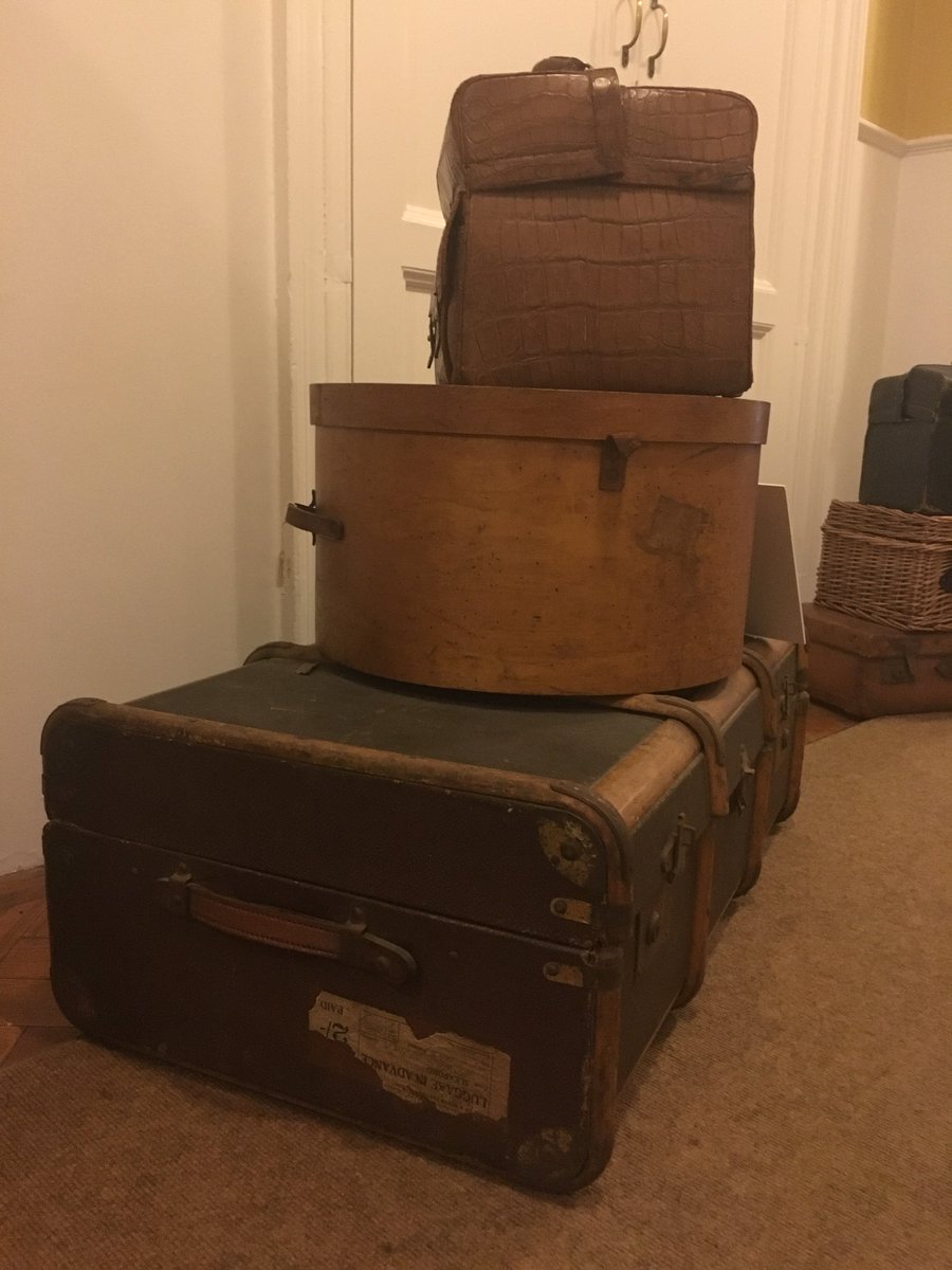 gyre_and_gymble's tweet photo. Travel back in time to a gentler way of caring for your home: Visit https://t.co/6ooeQUZig9 #cleanwithfood https://t.co/SWxpBNppS9