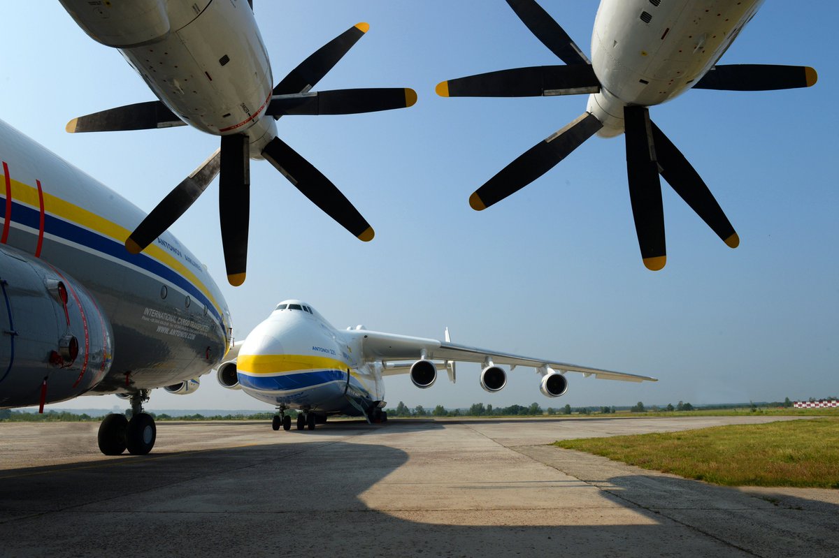 AntonovCompany's tweet photo. Good morning!
 Let's fly with #Antonov.
 #An22 #An225 #avgeek #Ukraine #aviation https://t.co/AnKhJ3V5Z5