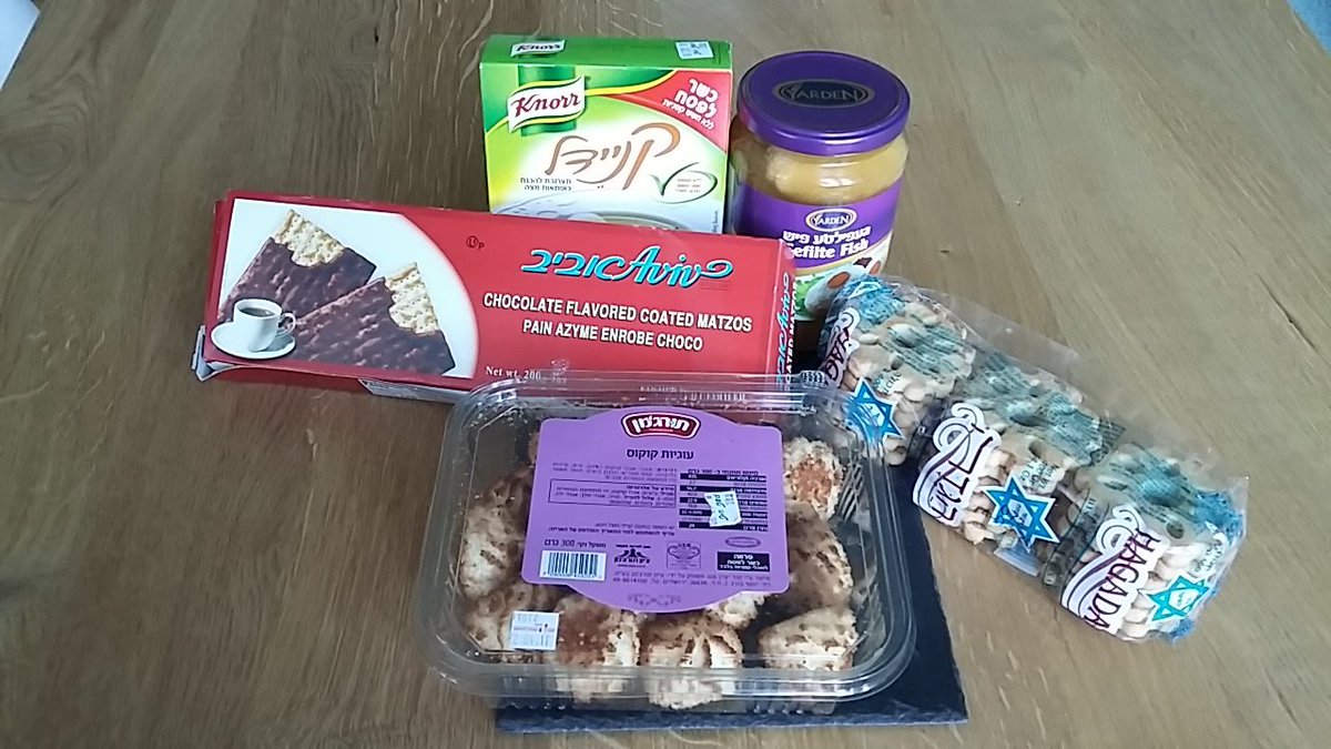 Zum Glück bin ich heute Abend nicht fürs Essen zuständig. ;) Chag #Pessach sameach! #Passover2017 #Berlin <a href="/synagogeamkanal/">Fraenkelufer Freunde</a>