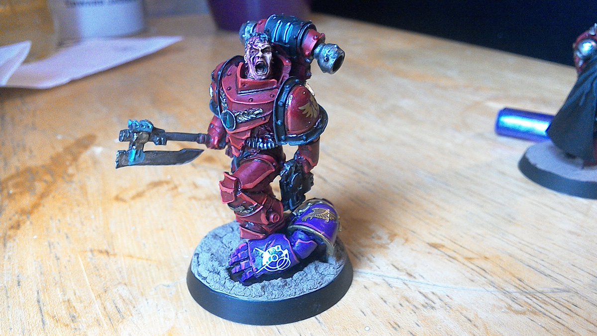 Portas30k's tweet image. Blood Angel Praetor and chaplain finished #PaintingWarhammer #Warmongers #miniaturemonday #bloodangels