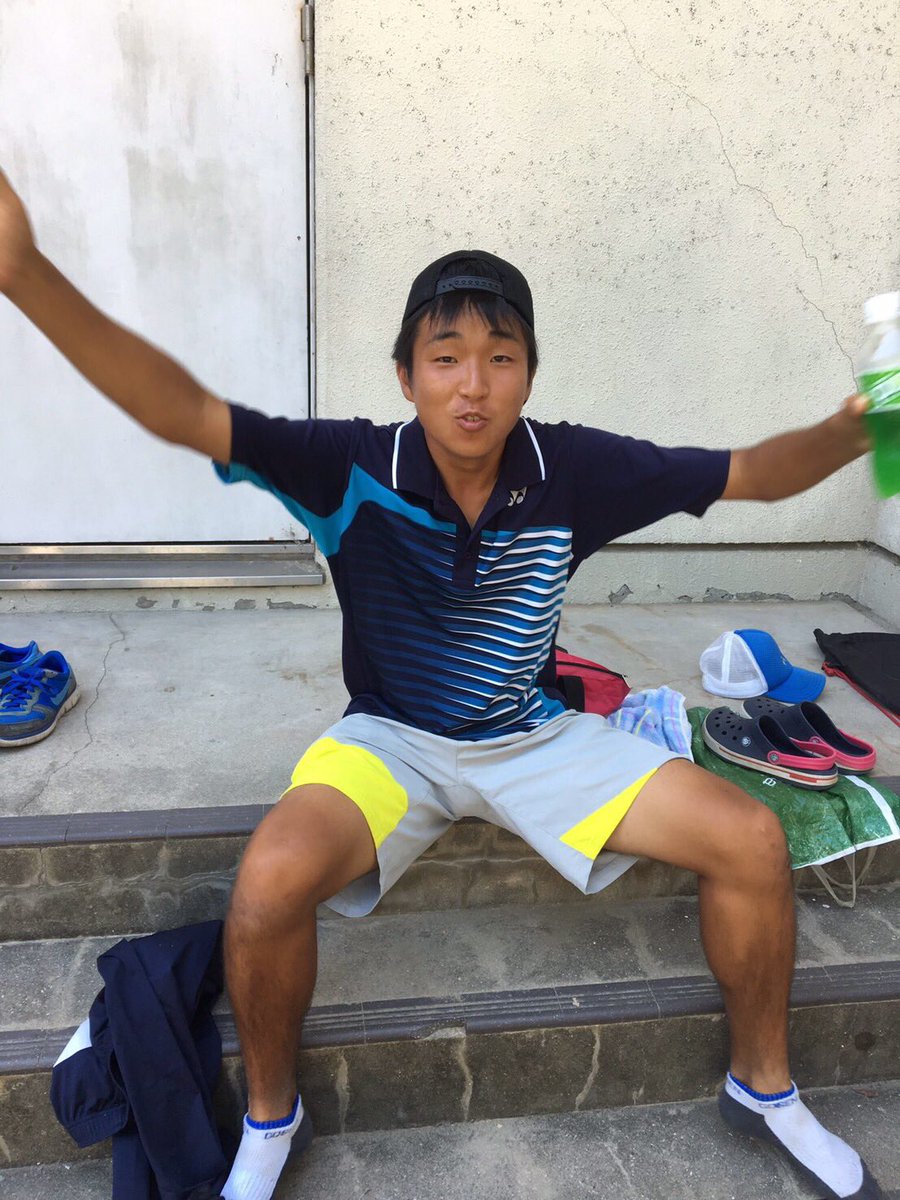 和歌山大学ソフトテニス部 Twitterissa 部員紹介 名前 中野仁惇 なかの きみあつ 学年 3回生 学部 教育学部 出身校 和歌山県 向陽高校 ポジション 前衛 紹介文 この名前を見て一発で正しく読める強者がいるのであろうか いや いない 船の免許を取ろうとしている