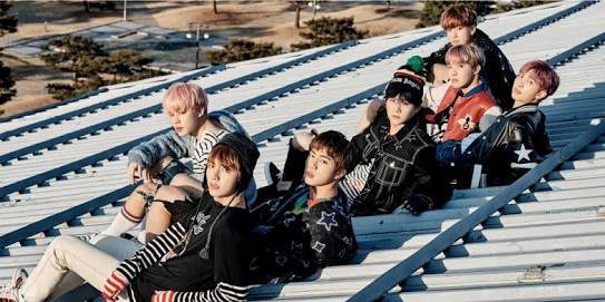 SleepyNekochan's tweet photo. #ARMYsLoveBTS
#WeLoveYouBTS
#ARMYsProtectBTS
@BTS_twt you mean a lot to us ARMYs please keep safe and always be healthy and happy! 😘😍❤️ https://t.co/UoJmEontry