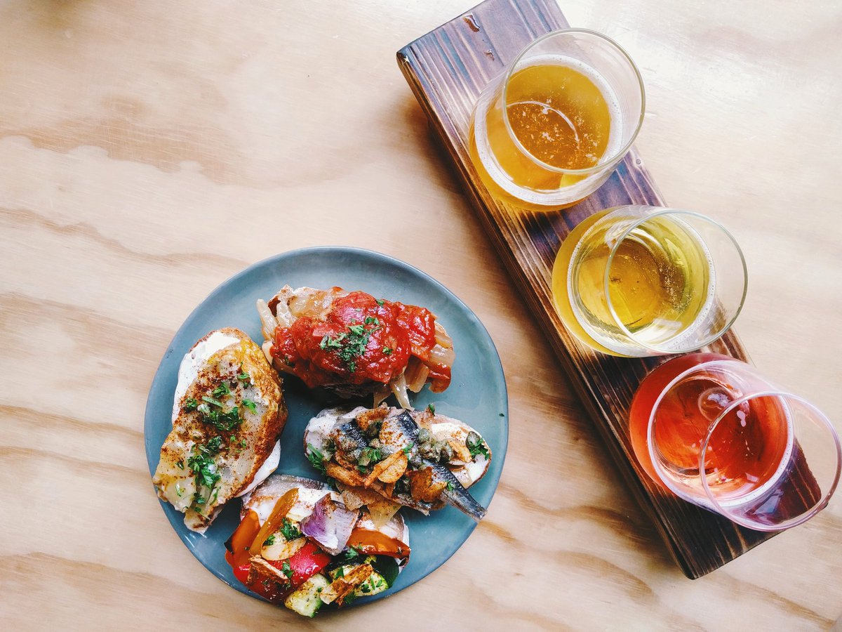 orchardandsea's tweet image. Pintxos happening now! Choice of 1 with every flight 🤘 #pintxos #gastown #ciderpairing #spanishtapas #vancouvereats #craftcider