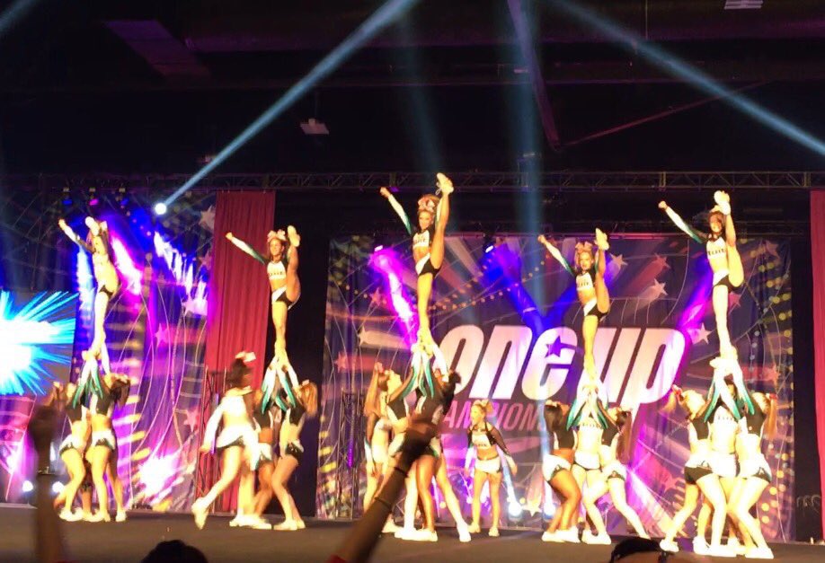 Congrats 👏🏼 Cheer Extreme Lady Elite MS5 <a href="/CEALadyElite212/">CEA Lady Elite</a> for winning a FULL PAID 🌍 Bid at #OneUpATL! Welcome to Day ✌🏼! <a href="/TweetOneUp/">One Up Championships</a>
