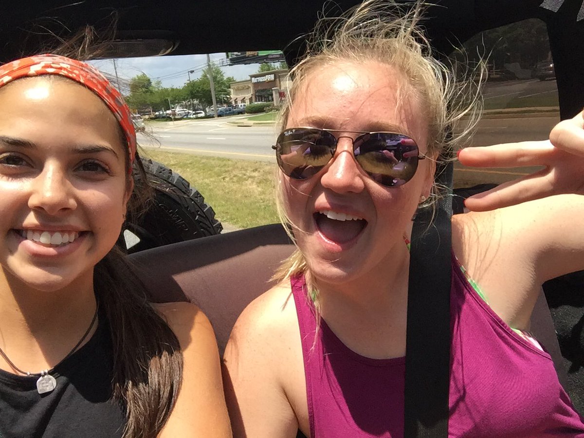 mrceliagirl's tweet photo. HAPPY BDAY EM! My oldest pal sad I didn't get to spend this one with you:( I hope y'all know how to celebrate  in tbe big apple ;))) https://t.co/5JCcM97gWO