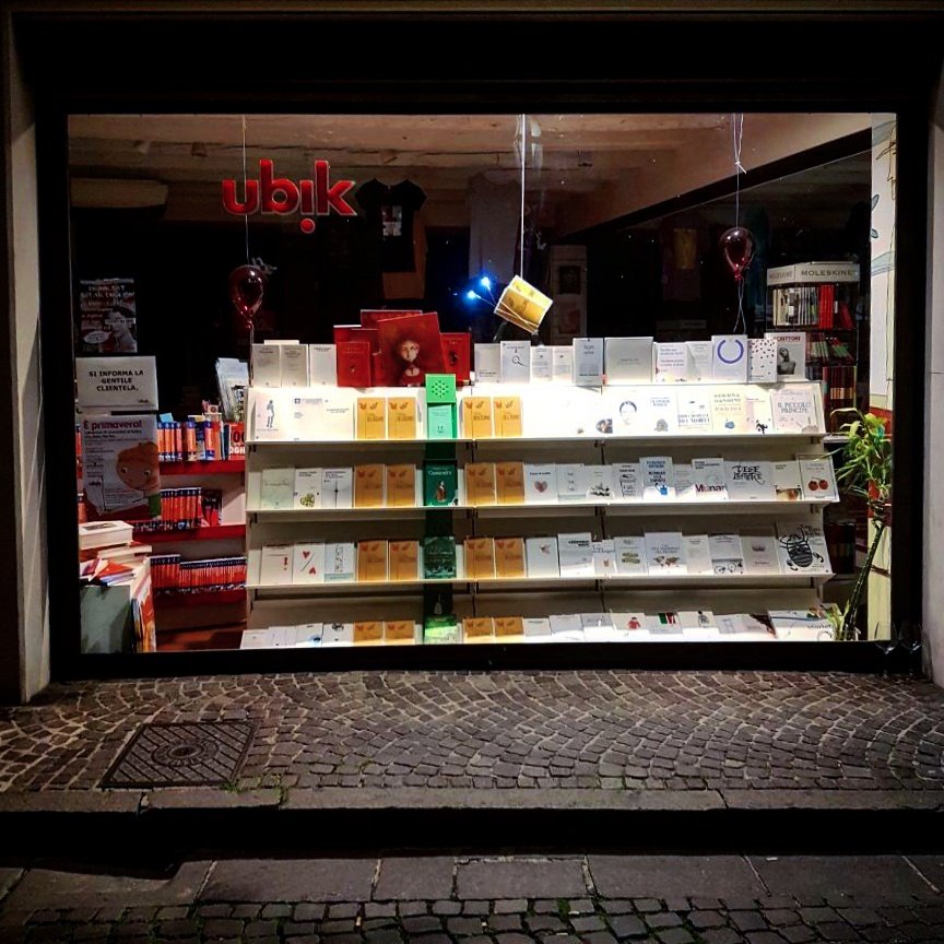 Questa vetrina non è #bellissimo?