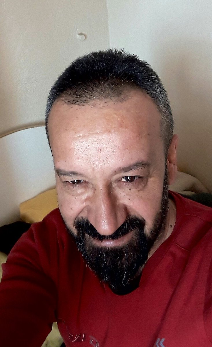 Görünüşünüz neye benzerse benzesin, Nezaket Sizi Dünyanın En Güzel Insanı yapar..~La Edri~