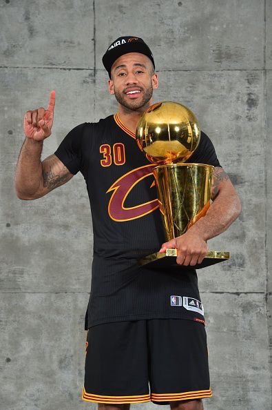 Love2H8Meeee's tweet photo. Bring back my boy! #saveusagain https://t.co/VJyyomnpsL