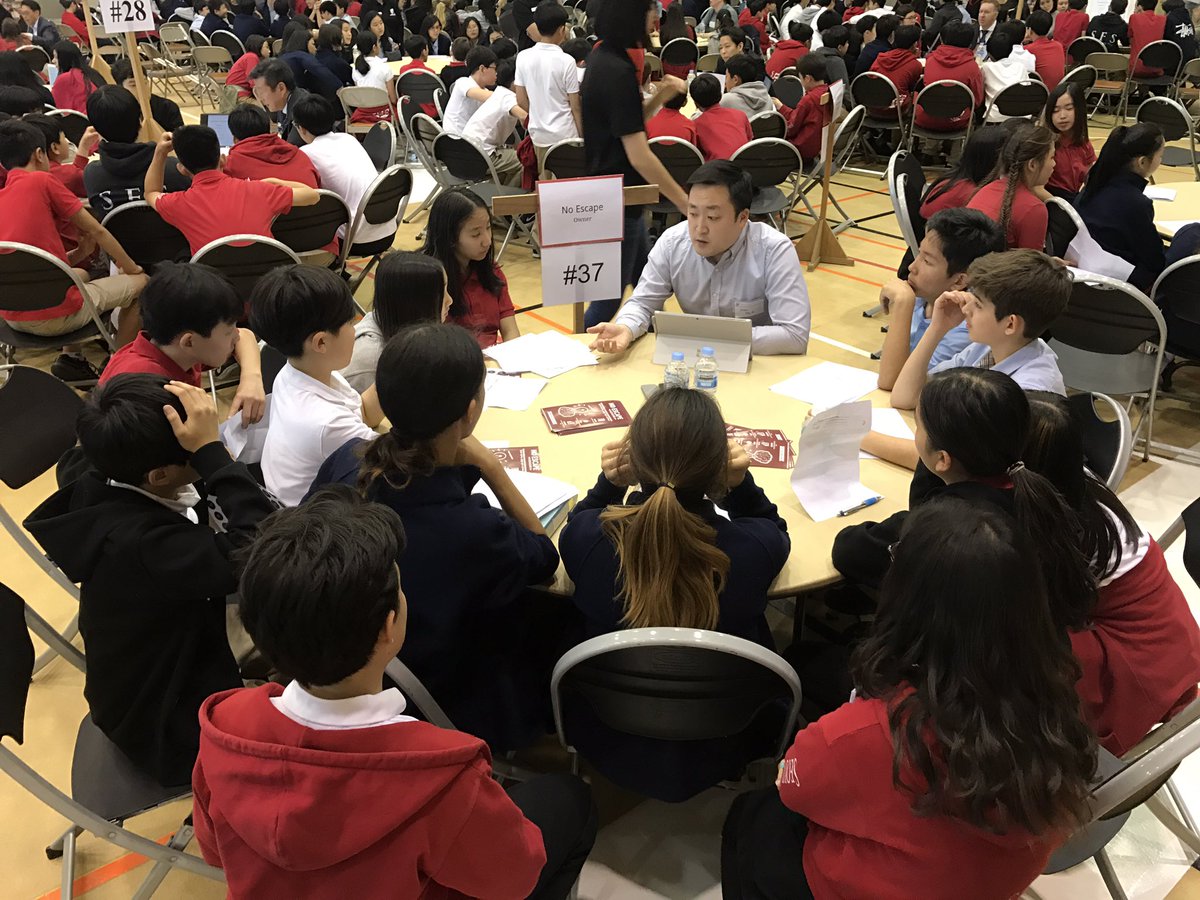 MrSmith_SFS's tweet photo. Learning about their opportunities for tomorrow- MS/KS3 Career Fair @SFS4u @onegoodschool https://t.co/1xPS11hgZY