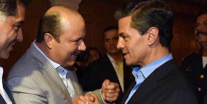 ferbelaunzaran's tweet photo. Ya cayó uno... ¿y cuándo el resto de la familia? https://t.co/nwOnYWFPWP