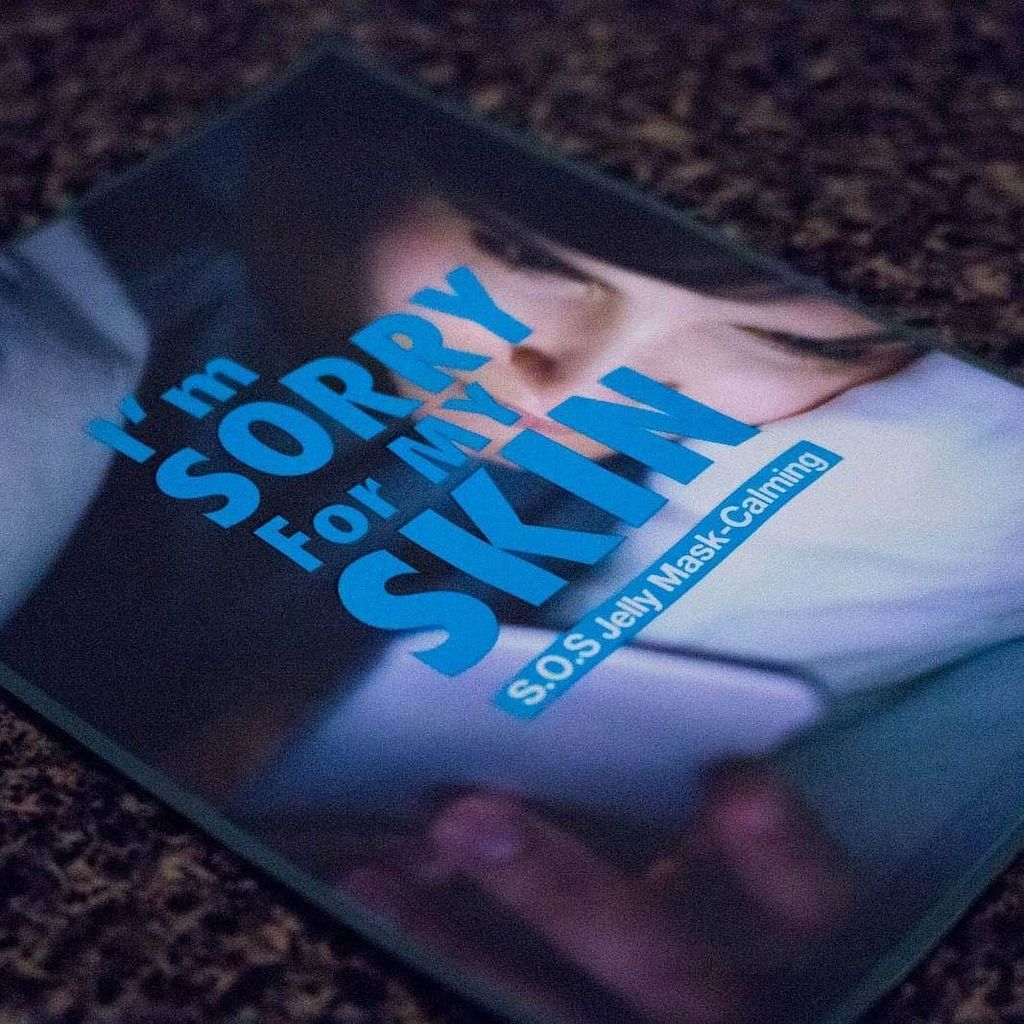 sokdramatic's tweet photo. Tonight's mask was kind of a mixed bag. 😐
🔹
#ultru I'm Sorry for My Skin S.O.S Jelly Mask - Calming
🔹
The mask its… https://t.co/HlQKJUb9EB https://t.co/2ncLBLuhzF