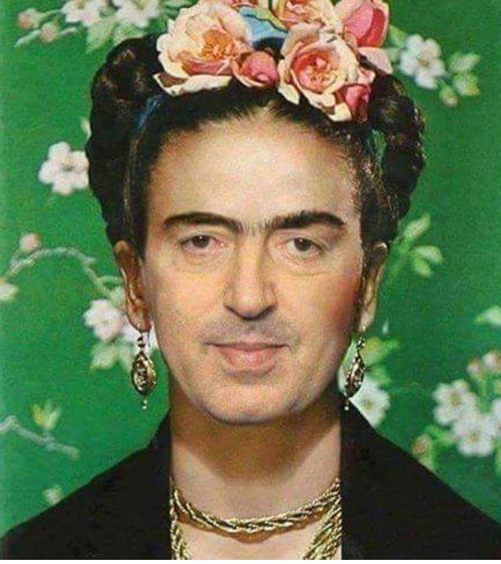 redaelena's tweet photo. Ridicolizzare personaggi invisi al popolo aiuta, #mitigando la rabbia
#gerundi
#scritturebrevi https://t.co/6S5iirUZ2P