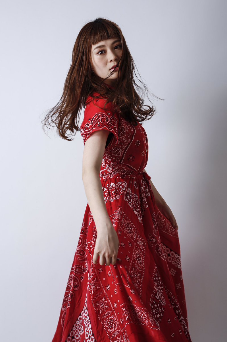 古着処丸実商店 ご予約受付 赤バンダナワンピース 一枚作成します お渡しは5月10日になります 受付はdmにてよろしくお願いいたします 価格は円 完全ハンドメイド ヴィンテージバンダナの夏ワンピース 一張羅にぜひ T Co