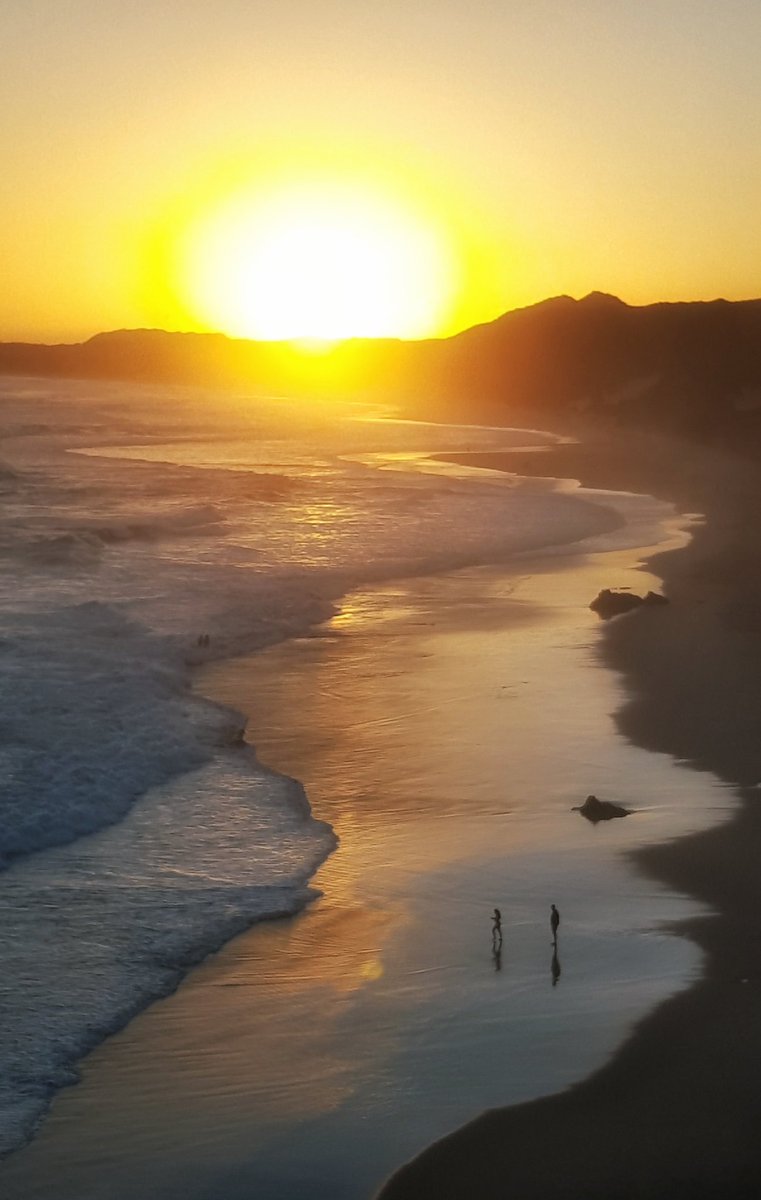 4 of the most beautiful viewpoint around #knysna #wowSouthAfrica <a href="/ShotLeft/">Sho't Left</a> <a href="/SouthAfrica/">Visit South Africa</a> <a href="/LekkeSlaap/">LekkeSlaap</a> @SAFoodTravel <a href="/travelopulent/">Patrycja Oosthuizen</a> <a href="/DiBrown5/">The Roaming Giraffe #Travel Writer</a>