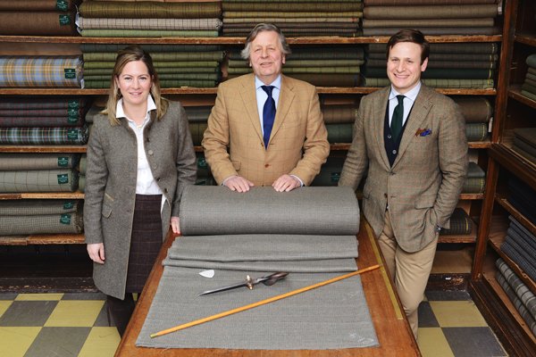 ScotsHeritage's tweet photo. Highland based tailors &amp; country retailer #CampbellsofBeauly have been granted a #RoyalWarrant from HRH The Queen https://t.co/kxrSAbKfY4 https://t.co/3TX8Anlhvh