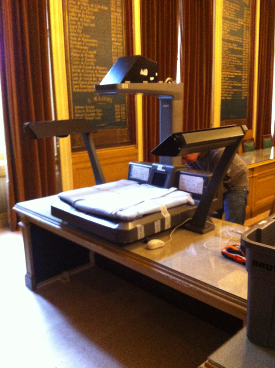 EmmanuelViv's tweet photo. merci à #compiegne pour sa confiance. On #numerise toute la semaine les #registres #etatcivil pour faciliter l'usage de #comedec #oise https://t.co/hL6b3uO3JJ