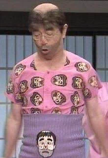 モード系ファッション雑誌の垢でみつけた水着wこれ完全に変なおじさんwww