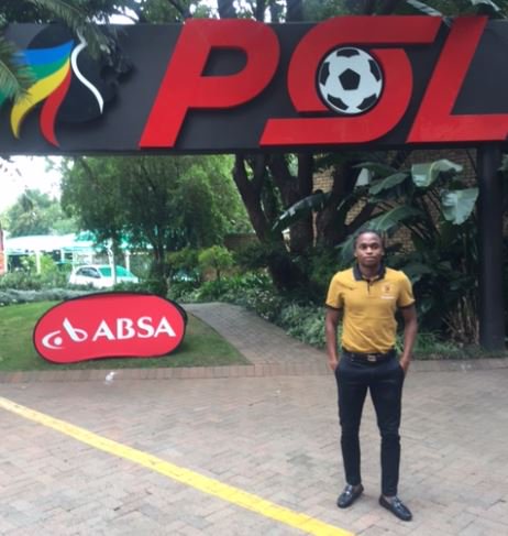KaizerChiefs's tweet photo. Congratulations to @siphiweshabba for winning the Absa Premiership Goal of the Month: February 2017 #AbsaPrem #Amakhosi4Life https://t.co/Aj528kISsz