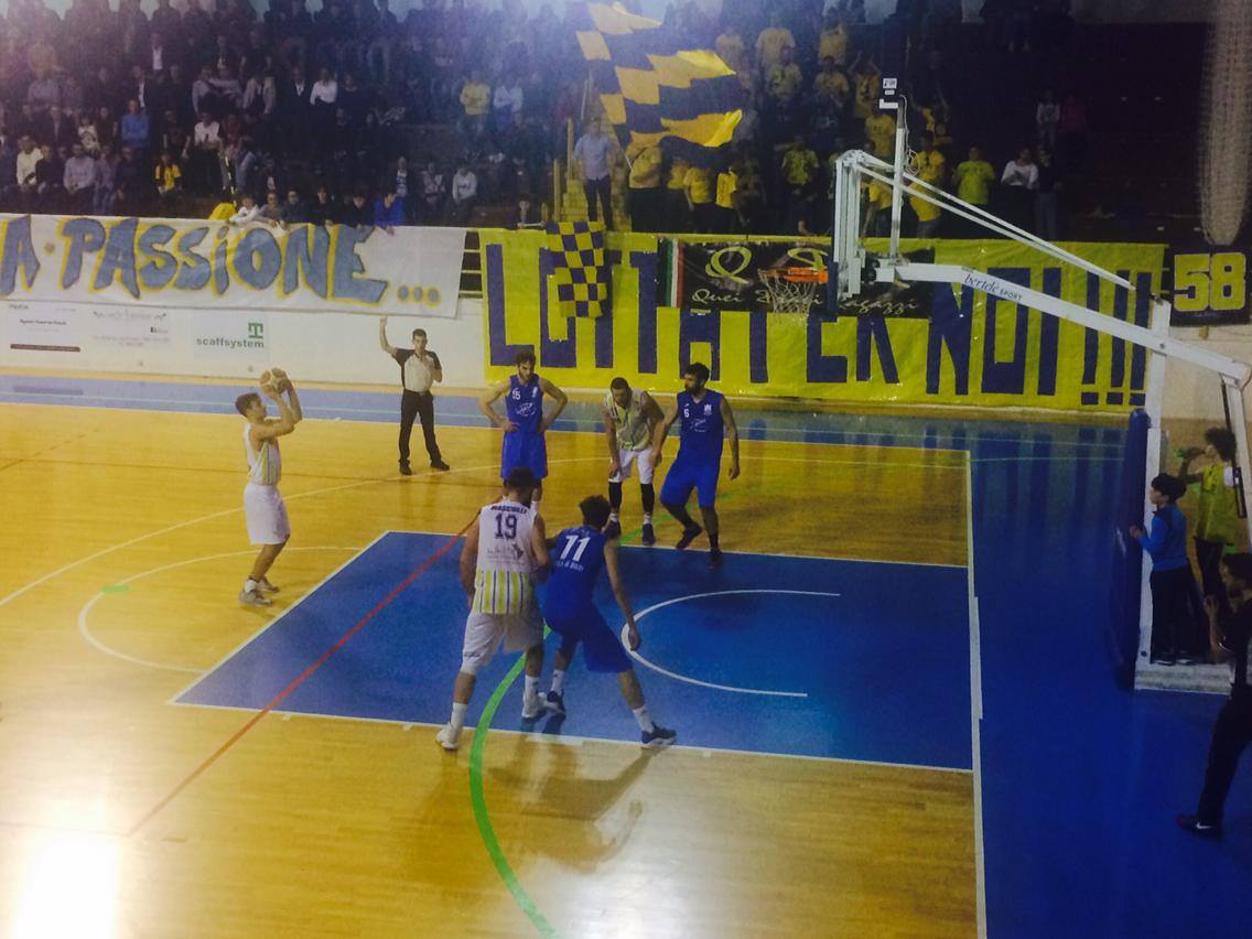 GeofarmaSSDMola's tweet photo. Il commento a gara 1 di semifinale
https://t.co/UCJX9JLcbx https://t.co/gpMp5uYjbd