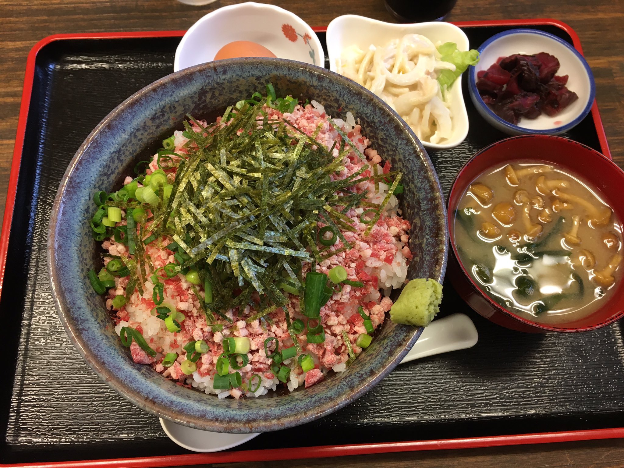 フクモトヒロスケ On Twitter 今日のランチは大井町の濱田 牛トロ丼好き過ぎる