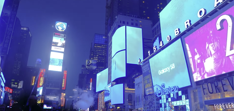 creapills's tweet photo. La campagne spectaculaire de Samsung à Times Square pour la sortie du Galaxy S8 - https://t.co/gpraV6aRux https://t.co/h5s0sb2iUw