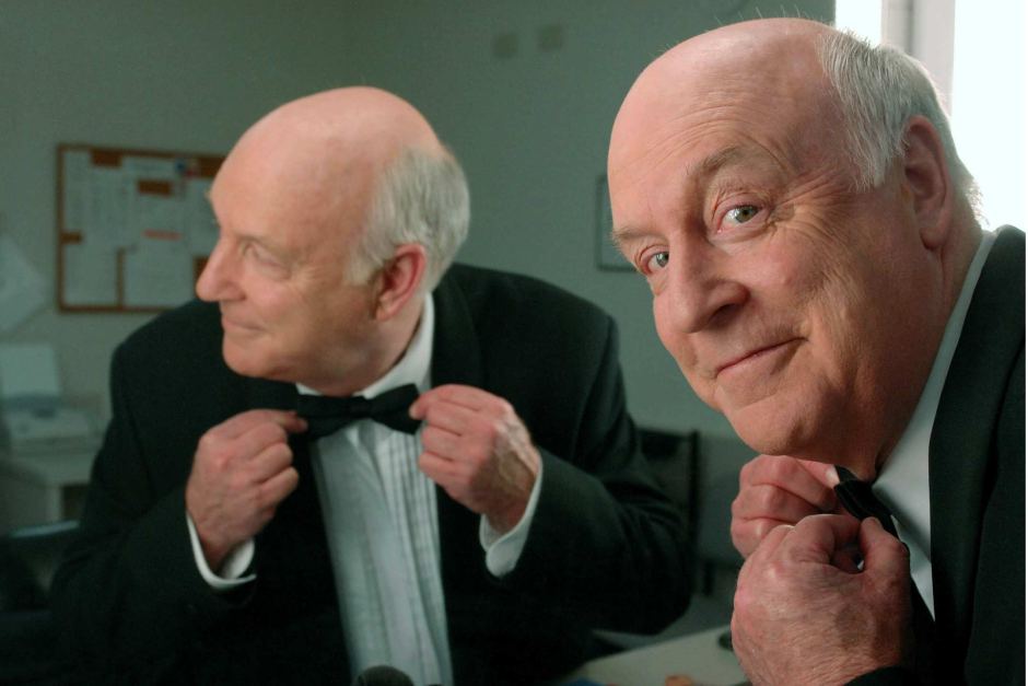 abcnews's tweet photo. #ICYMI: 'His satire served a noble purpose': Comedian John Clarke dies aged 68 https://t.co/ChDX4I8sTb https://t.co/VcaPHpaSQa