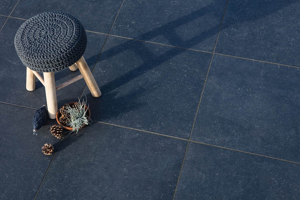 Henken_NL's tweet photo. De nieuwe GeoCeramica® tegels van @MBI_Tuin hebben een designprijs gewonnen. Terecht naar onze mening. https://t.co/sHd7o7LHpy https://t.co/W3IT7pXQhE
