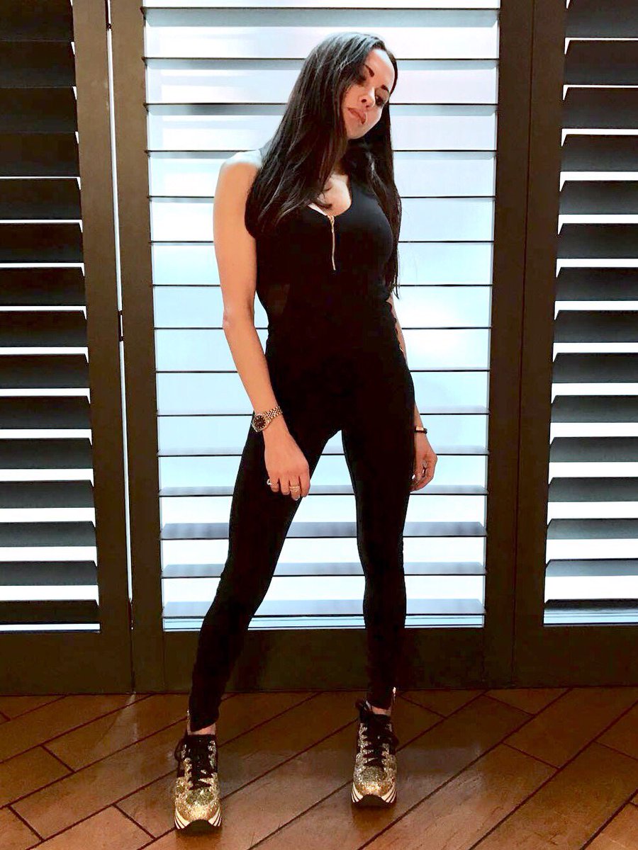 FrancescaMethod's tweet photo. Moody Monday Mood?@musclemaryldn Super Food here to boost your moody mood @drdavidjack & I will launch #notjustprotein products summer 2017🌱 https://t.co/rI2DuPtgd3