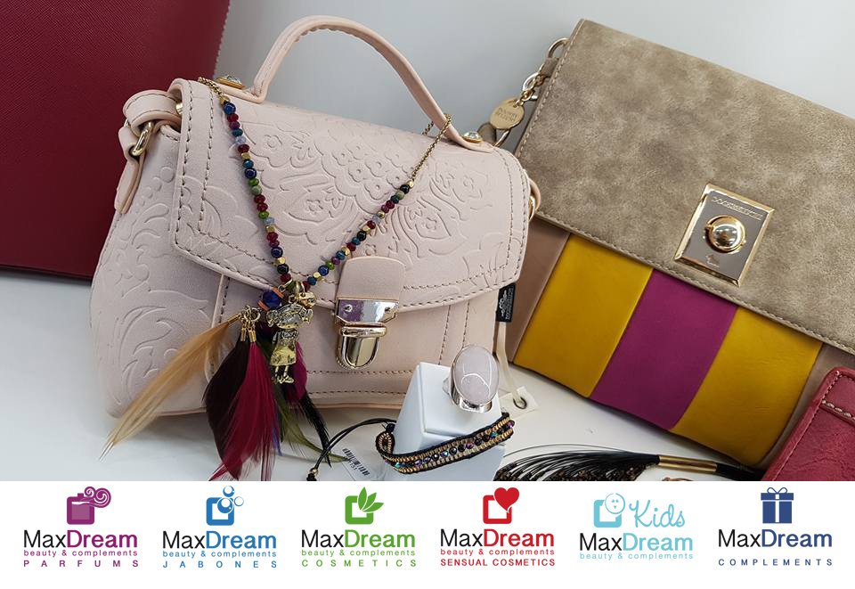 MaxDreamBeauty's tweet photo. Los colores de la primavera se adueñan de los escaparates de MaxDream. #Complementos #Bolsos #MaxDreamContigo https://t.co/ONUZRufODj