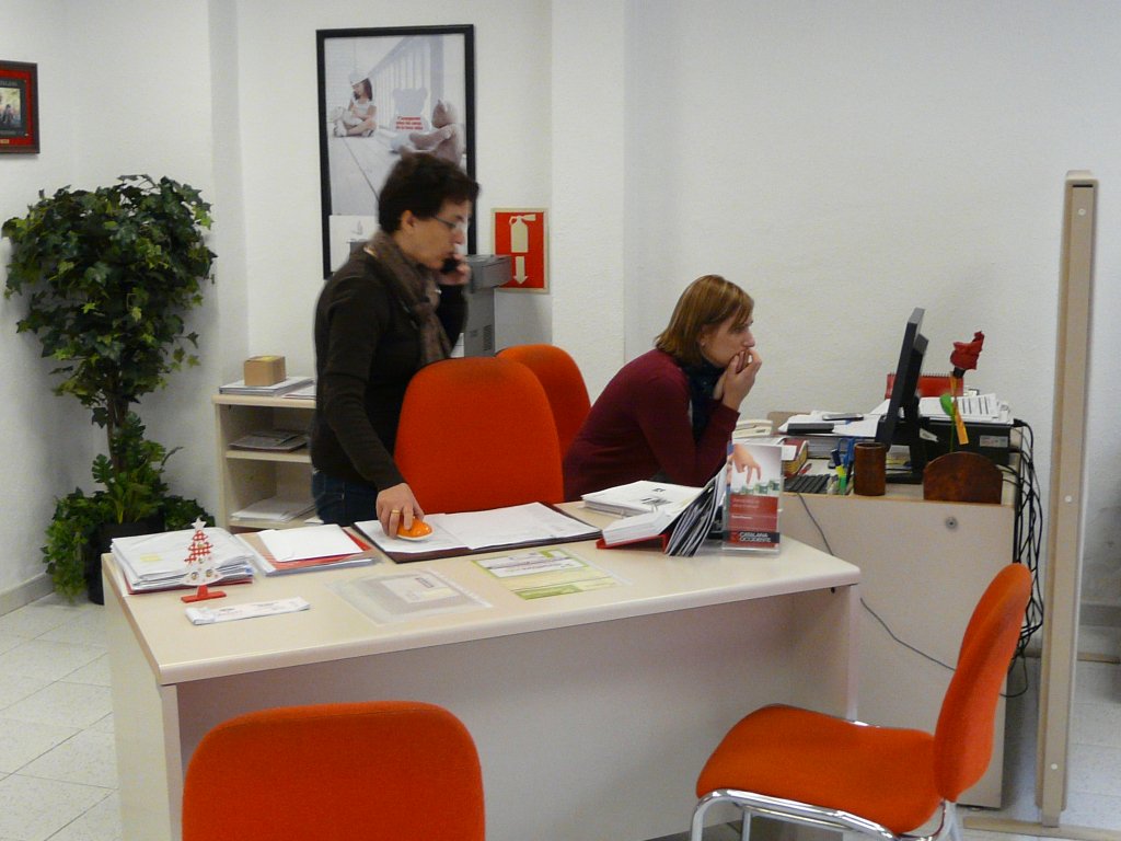 CATALANA OCCIDENT ASSEGURANCES. Infroma't  C/Roger de Llúria, 7  Més info:goo.gl/zMc7CS #establimentrecomanat #assegurances