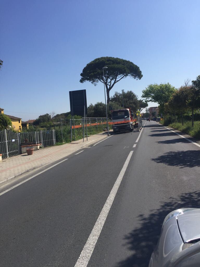 Collesalvetti's tweet photo. Via oggi ai lavori per il #bypass di #Guasticce che alleggerisce il sistema idrico-fognario di via Sturzo #opereutili #sicurezzaidraulica https://t.co/7Alsu0ra3R