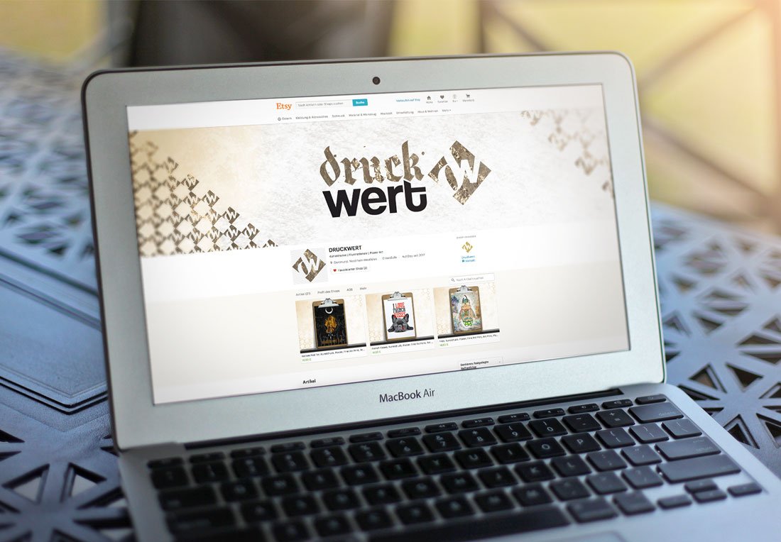 hitocreations's tweet image. Die #hitocreations #designer @ArsMagna_Design und @jase34design starten die kollektive Künstlerplattform #Druckwert goo.gl/9ZVDT3