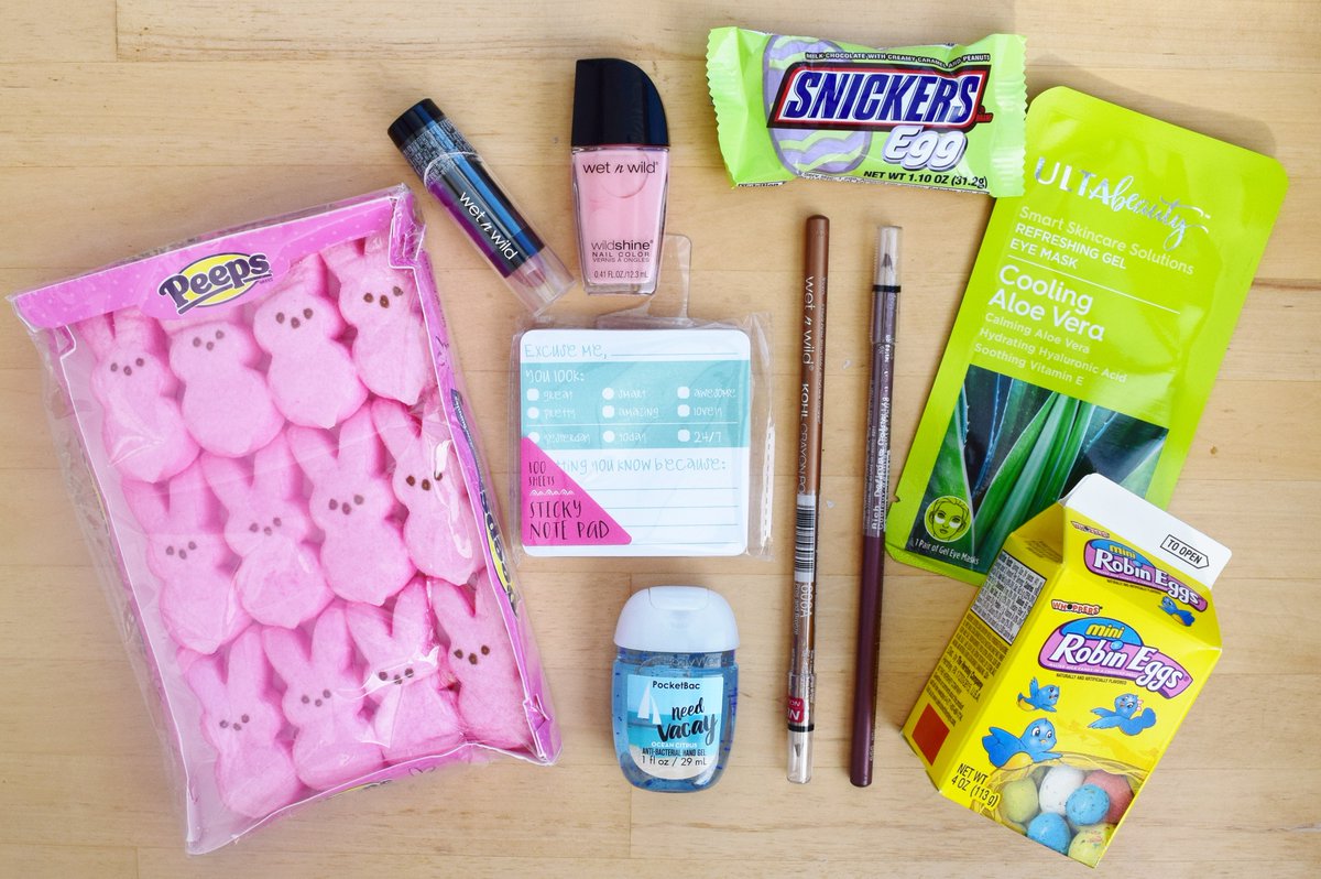 RT &amp; Follow to #win this bundle of US beauty &amp; US Easter candy. E: 14/4 🐰🇺🇸 #bbloggers #lbloggers #ukbloggers #RTtoWin #RT #win