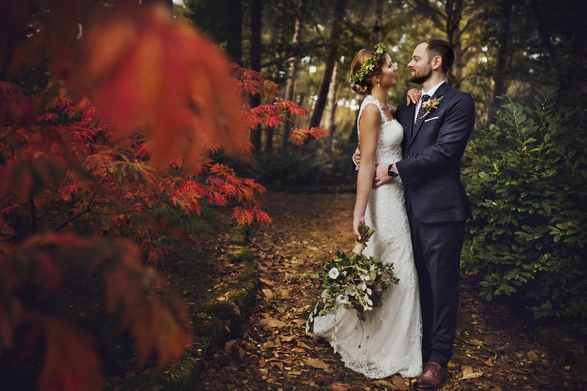 The bride &amp; groom created a mythical woodland wedding inspired by the woods <a href="/abbeywoodestate/">Abbeywood Estate</a>>lvmyd.rs/2oW6PHm <a href="/Mark_Tattersall/">Mark Tattersall</a>