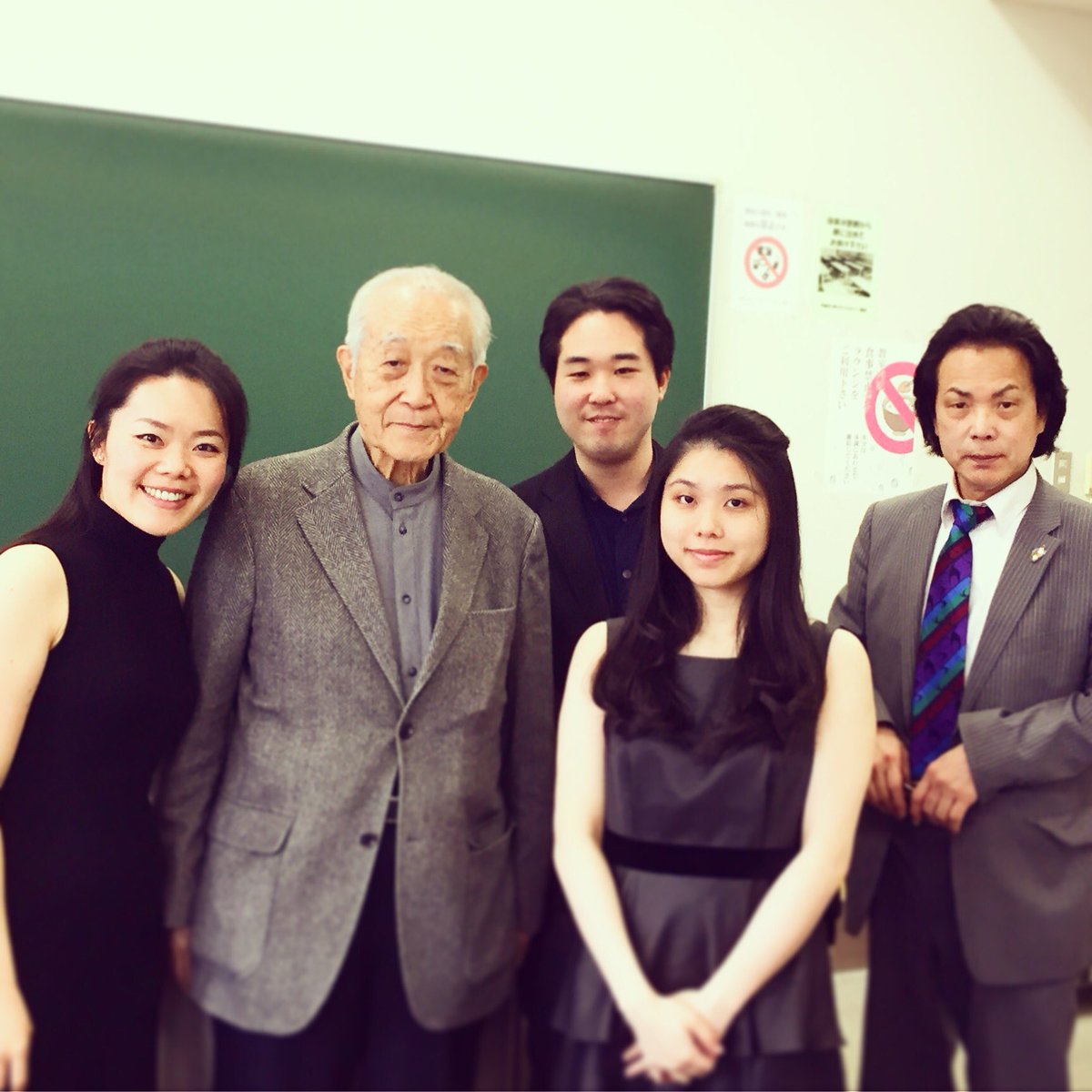 安達 真理 Mari Adachi Di Twitter 音楽プロデューサー中野雄先生の講座にて エルガーのチェロ協奏曲 ヴィオラ版 を弾かせていただきました 金曜日に芸劇で指揮していただく新田孝先生 素晴らしい音楽性の初共演のピアニスト田中英明くん アンコールで 安達 真理 Mari Adachi Di Twitter 音楽プロデューサー中野雄先生の講座にて エルガーのチェロ協奏曲 ヴィオラ版 を弾かせていただきました 金曜日に芸劇で指揮していただく新田孝先生 素晴らしい音楽性の初共演のピアニスト田中英明くん アンコールで